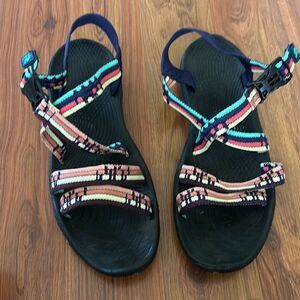 Camel Crown multicolor sandals hiking shoes size 10